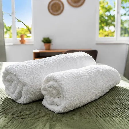 Zentrales Mit Fussbodenheizung Im Ruhigen Hinterhaus, Jura Kaffeevollautomat, Smart-tv, Privater Parkplatz, Wifi, Boxspringbetten Apartament